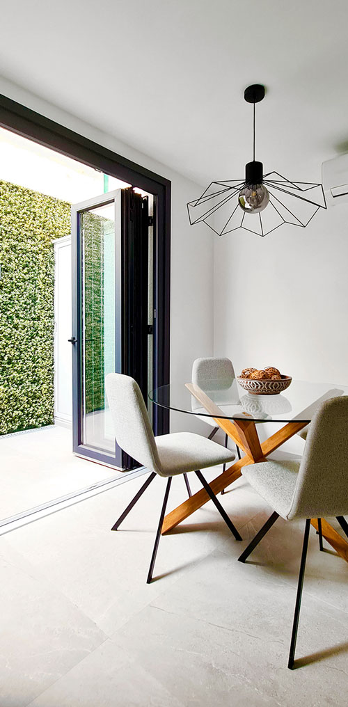 reforma almeria integral vivienda aguadulce el ejido roquetas de mar vicar almerimar salon terraza mesa